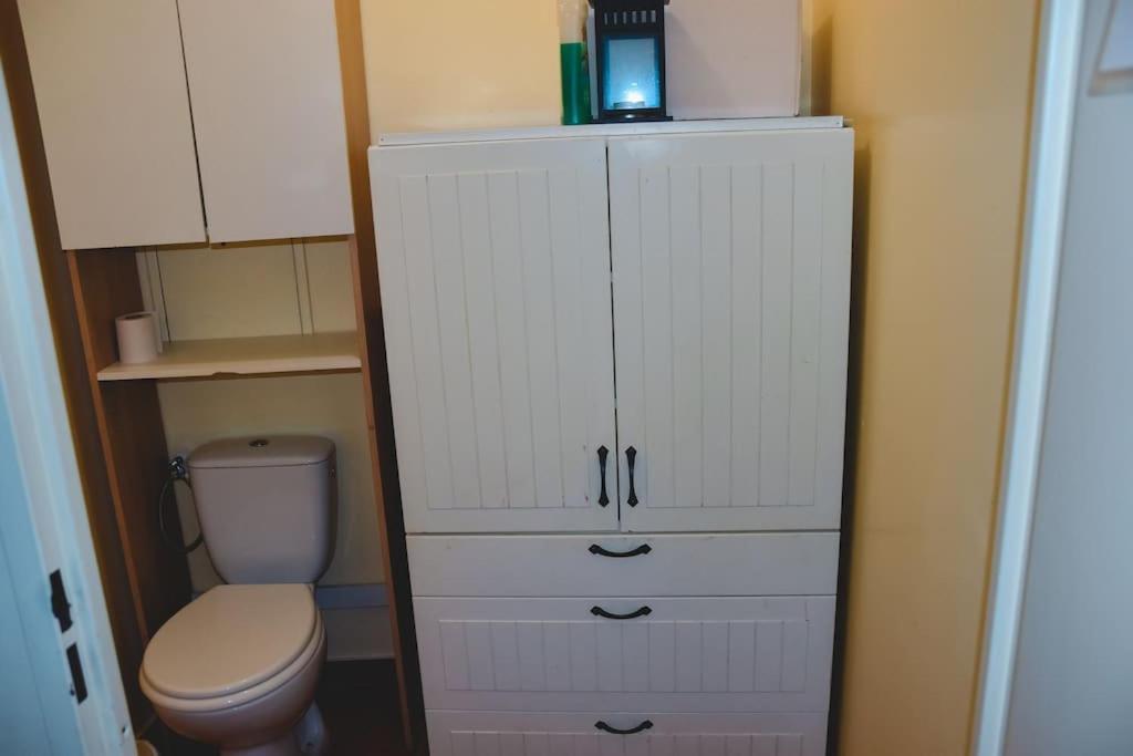 Apartment Superb Flat In Recent Building With Parking Lot Cergy